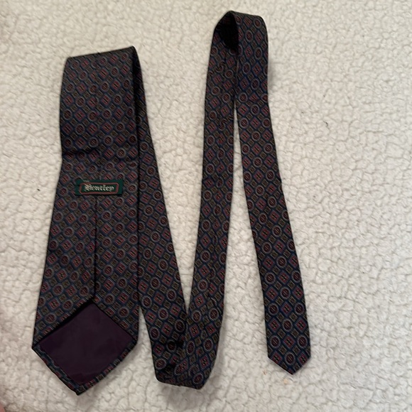 Bentley Cravats Men's Tie Silk Made By Hand England Geometric pattern - Picture 4 of 5